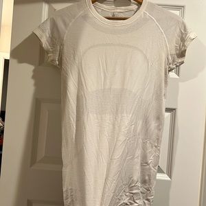 White lululemon swiftly tee